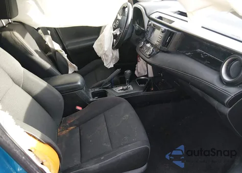 2017 Toyota Rav4 Xle z USA, uszkodzony, nr VIN JTMWFREVXHD106574